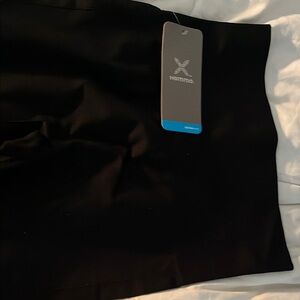 Black shape wear leggings